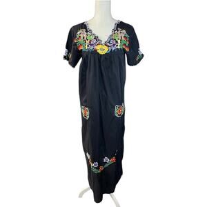 Vintage Hispanic maxi dress black Peru traditional embroidered cotton